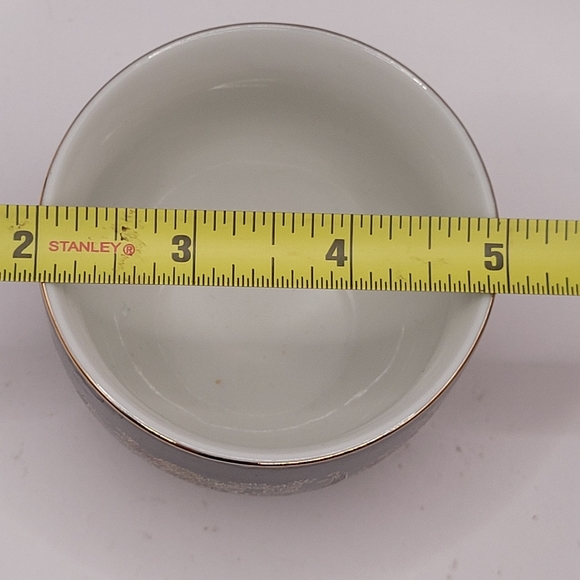 Vintage Japanese Sake Cup Black Gold Birds Floral - Picture 10 of 10
